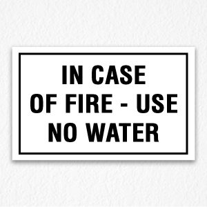 Use No Water Sign in Black Text