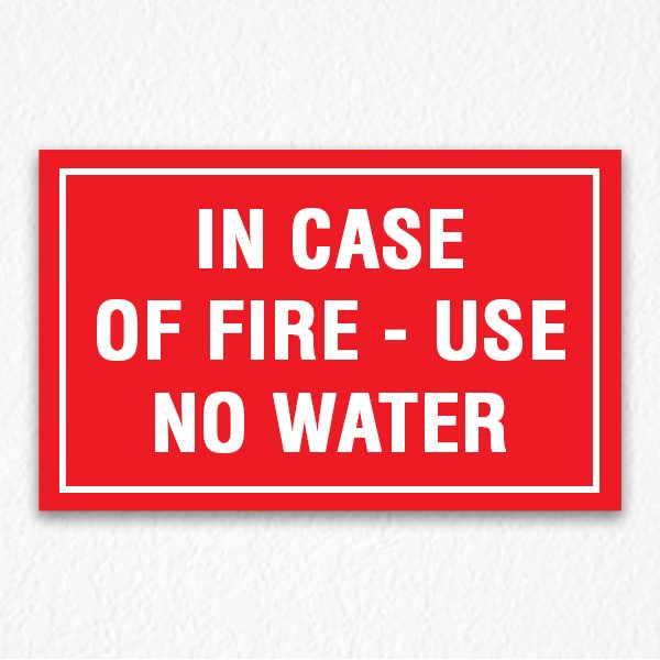 Use No Water Sign in Red